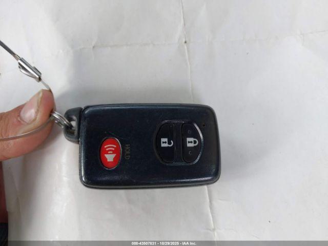 Toyota Prius Iv Image 9