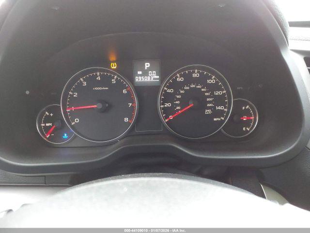 Subaru Outback 2.5i Premium Image 16