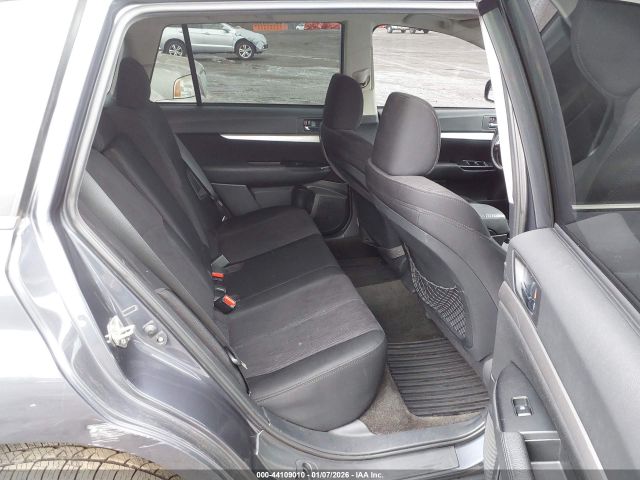 Subaru Outback 2.5i Premium Image 10