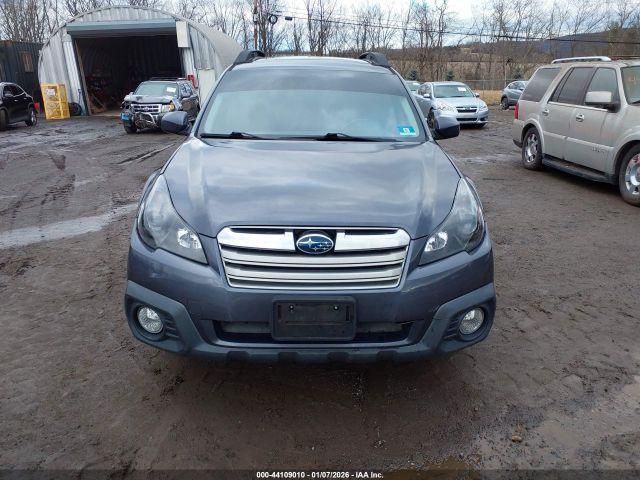 Subaru Outback 2.5i Premium Image 9