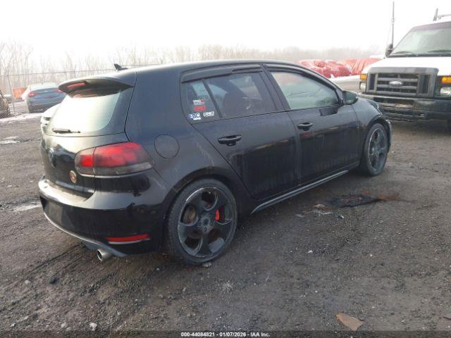 Volkswagen GTI 4-door Image 7