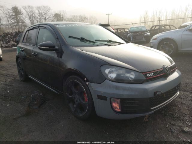 Volkswagen GTI 4-door Image 9