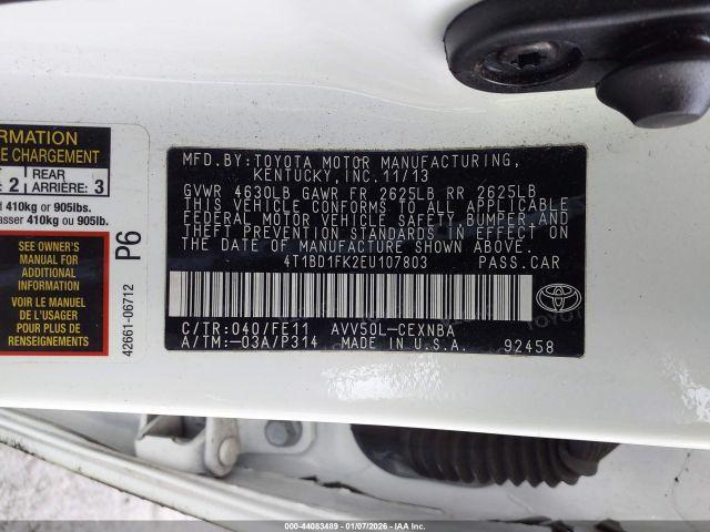 Toyota Camry Le Image 15