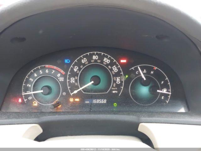 Toyota Camry Sle Image 4