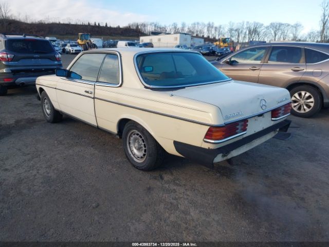 Mercedes-Benz 300 Cdt Image 5