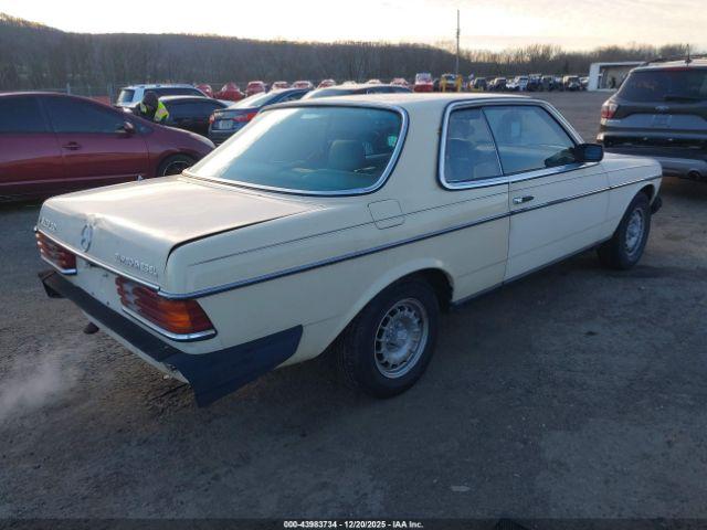 Mercedes-Benz 300 Cdt Image 10