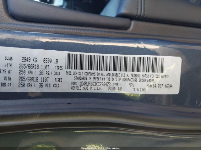 Jeep Grand Cherokee Limited 4x4 Image 14