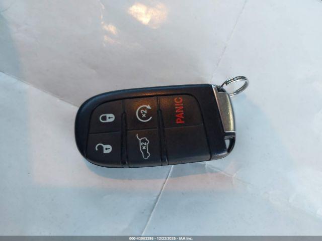 Jeep Grand Cherokee Limited 4x4 Image 16