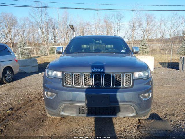 Jeep Grand Cherokee Limited 4x4 Image 11