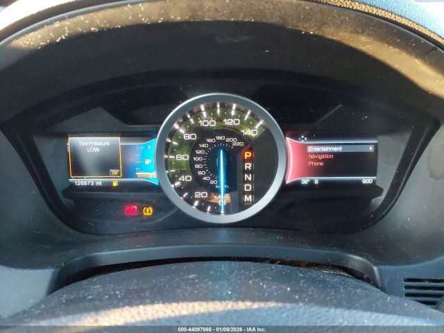 Ford Explorer Xlt Image 8