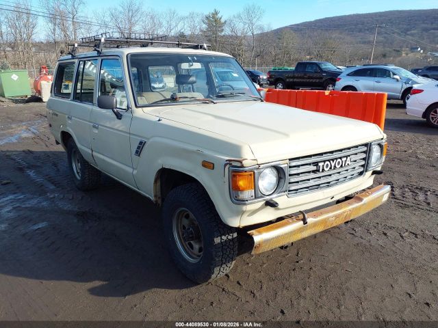 Toyota Land Cruiser Fj60 Image 2