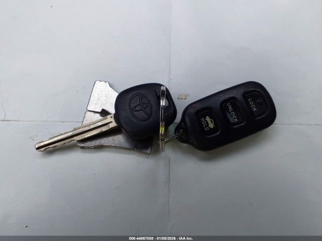 Toyota Corolla S Image 8