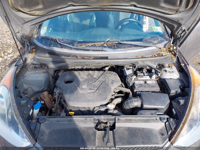 Hyundai VELOSTER Image 7