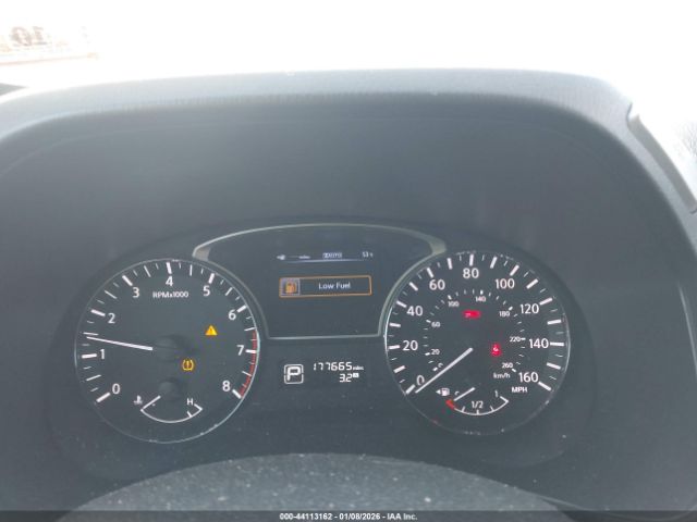 Nissan Pathfinder Sl Image 7