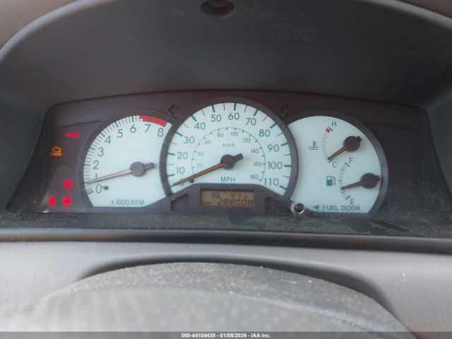 Toyota Corolla Le Image 4