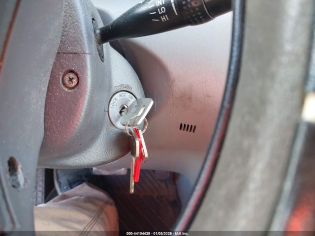 Toyota Corolla Le Image 2