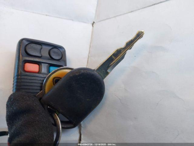 Ford Explorer Image 9