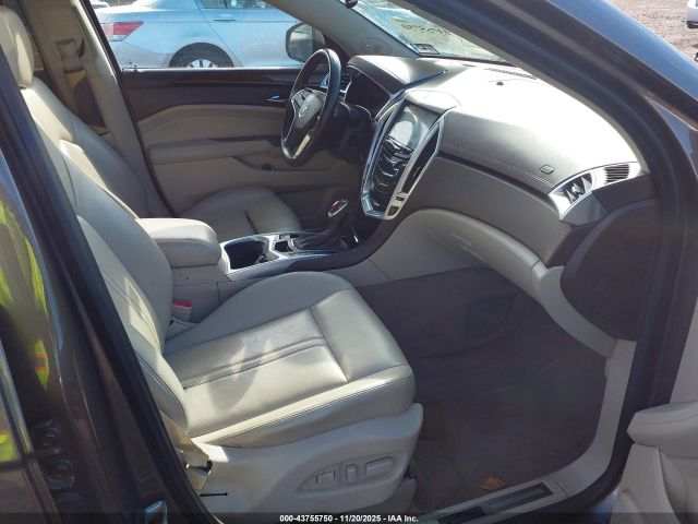 Cadillac SRX Luxury Collection Image 7