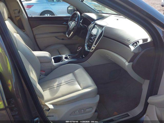 Cadillac SRX Luxury Collection Image 7