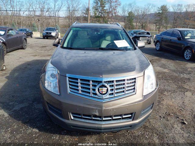 Cadillac SRX Luxury Collection Image 16