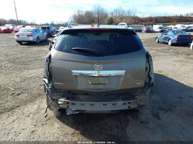 Cadillac SRX Luxury Collection Image 17