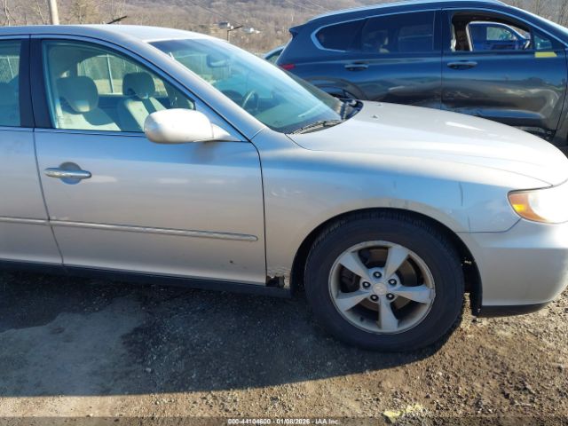 Hyundai Azera Image 10