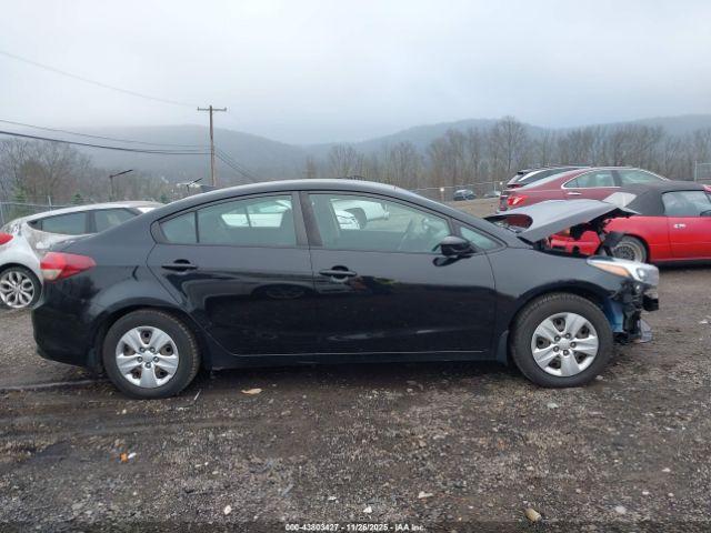 Kia Forte Lx Image 10