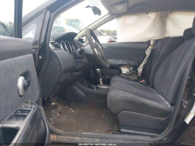 Nissan Versa 1.8s Image 5