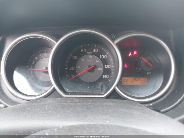 Nissan Versa 1.8s Image 6